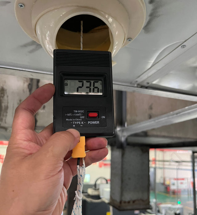 工業(yè)蒸發(fā)冷省電空調(diào) 測(cè)量出風(fēng)口溫度 工業(yè)蒸發(fā)冷省電空調(diào) 測(cè)量出風(fēng)口溫度