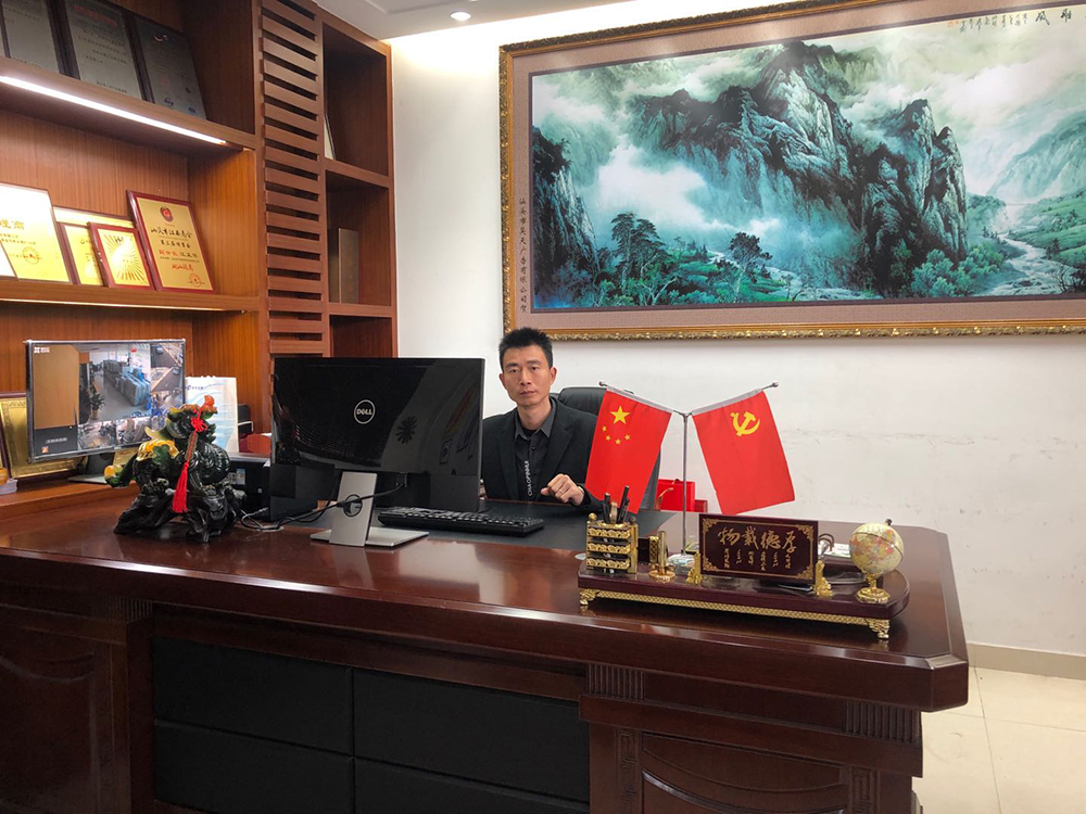 星科實業(yè)的工業(yè)冷風機產(chǎn)品降溫效果特別好，訂單源源不斷滾滾來