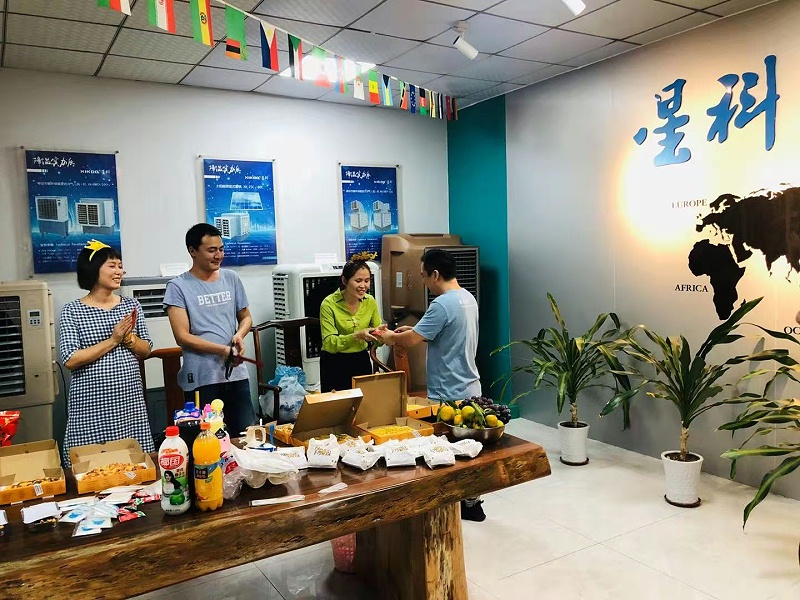 星科冷風(fēng)機(jī)生日會 星科冷風(fēng)機(jī)生日會